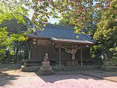 楡山神社社殿