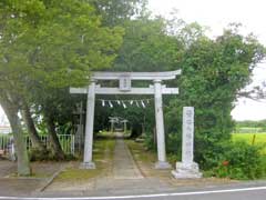 菅谷八幡神社鳥居