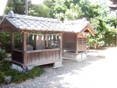 伊奈利神社天神社合殿境内社