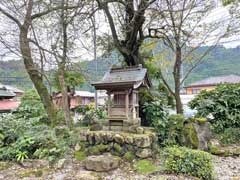 東林寺境内鎮守