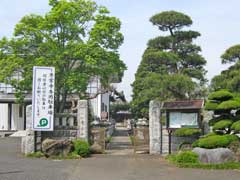 秀常寺山門