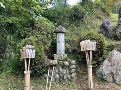 玉宗寺六地蔵