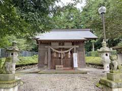 芦苅場赤城神社社殿