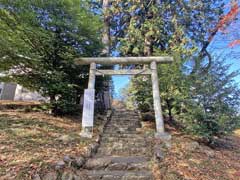 小岩井神社鳥居