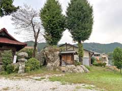 久須美白髪神社磐座