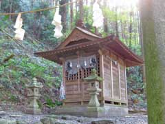 軍太利神社境内社