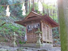 軍太利神社境内社