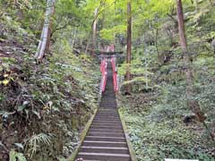 秩父御嶽神社参道