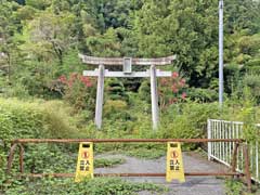 前身の秩父彦神社旧地(吾野駅前)