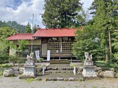 坂石諏訪神社