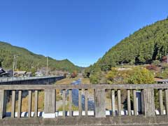 名栗川橋から望む名栗川