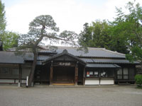 高麗神社温知学校跡