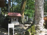 武幡横手神社鳥居境内社