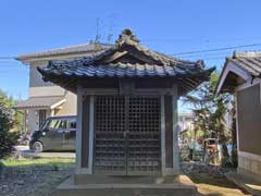 市場神社境内社稲八坂神社