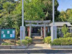 天沼新田稲荷神社鳥居