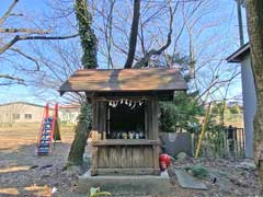 藤宮神社境内社稲荷社と後背大正寺跡