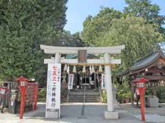 川越八幡神社鳥居