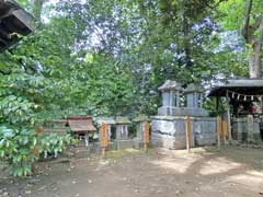 川越氷川神社境内石祠群