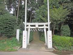 小堤八幡神社鳥居