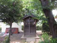 境内社糠塚稲荷神社