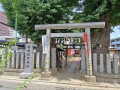 出世稲荷神社鳥居