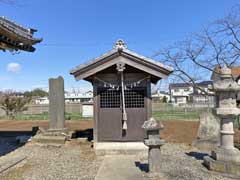 下老袋氷川神社境内社稲荷社