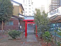 境内社六塚稲荷神社