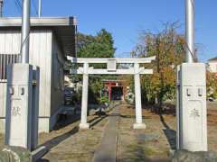 花山稲荷神社鳥居