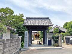 栄林寺山門