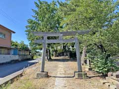 上八ッ林氷川社鳥居