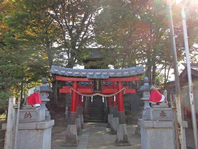 不動岡稲荷神社鳥居