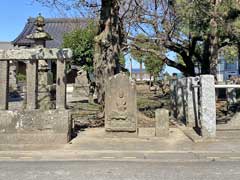 日出安駒形神社庚申塔