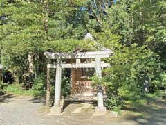 境内社宮目神社