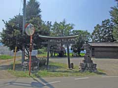 中新里御霊神社鳥居