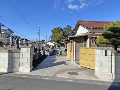 宝性寺山門