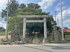 上谷氷川神社鳥居