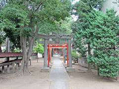 登戸神社鳥居