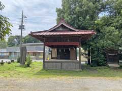 下栢間諏訪神社神楽殿