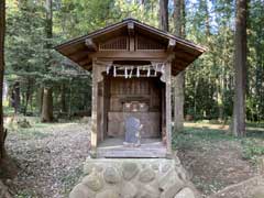 出雲乃伊波比神社境内社