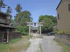 万吉氷川神社鳥居