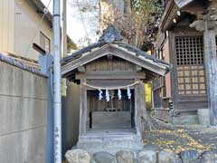 御正新田雷電神社境内社八坂神社