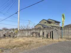 境内に残された石塔群