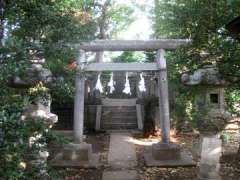 境内社山積神社