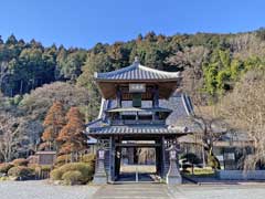 西光寺山門