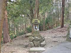 青山氷川神社境内社稲荷社