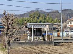 青山八菅神社鳥居