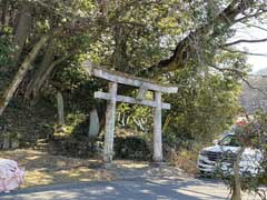 下里八坂神社鳥居