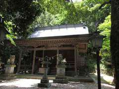 黒山熊野神社社殿