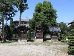 桶川稲荷神社境内社