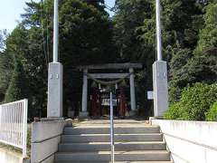 坂田氷川神社鳥居